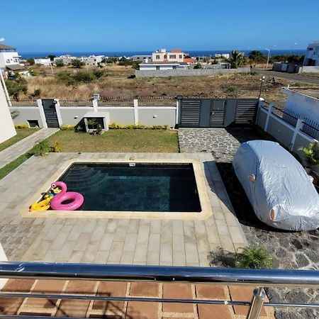 Coquette Villa Avec Piscine Flic en Flac Exterior foto